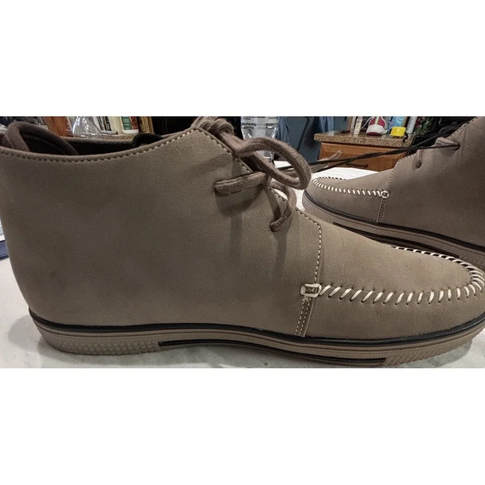 Kenneth Cole Shore Chukka Boots With Faux Suede Contrasting Stitching Size 12